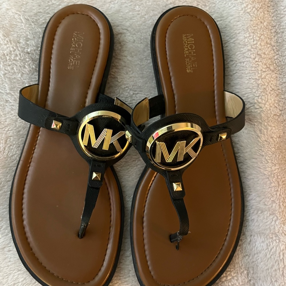 Michael Kors size 8 sandals